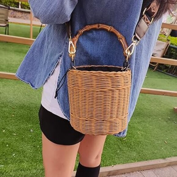 Neiman Marcus Rattan Straw Beach Bucket Bag - Picture 1 of 4